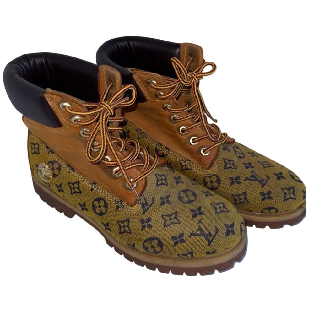 TIMBERLAND monogram collab leather high rise lace up streetwear boots 8M
